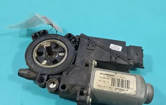 Renault Laguna II Front door window regulator with motor 400462P IMPRK1568238