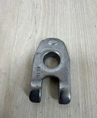Dacia Duster Fuel Injector clamp holder 4510
