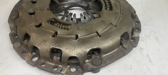 BMW 3 E46 Clutch pressure plate E9606