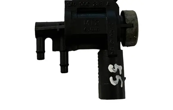Volkswagen Touran I Turbo solenoid valve 1K0906283A