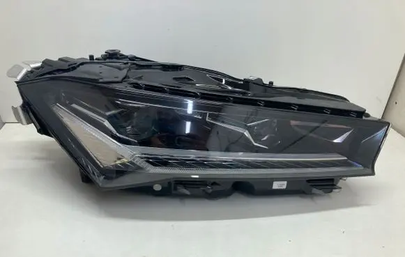 Skoda Superb B9 Headlight/headlamp 3P1941016A