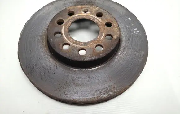 Volkswagen Touran I Front brake disc