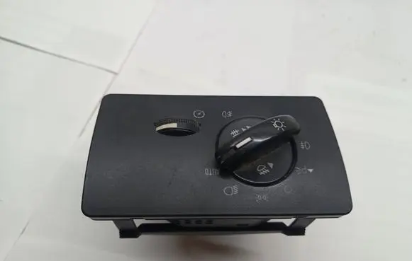 Ford Mondeo Mk III Light switch 3S7T13A024BB