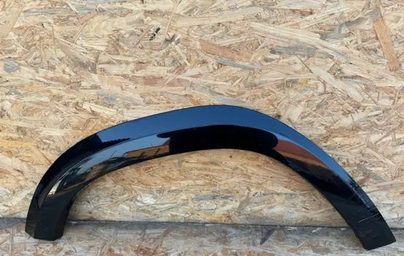 Mercedes-Benz GLS X166 Rear arch trim A1668846622