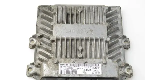 Ford Focus Engine control unit/module 4M5112A650JK