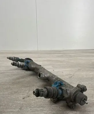 Saab 9-3 Ver1 Fuel injectors set 573067