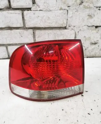 Volkswagen Touareg I Rear/tail lights 7L6945095K 91104021514