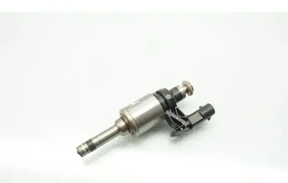 Audi A1 Fuel injector 04E906036AE 0261500475