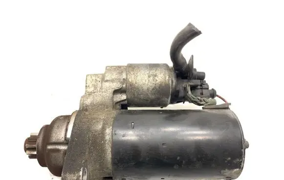 Volkswagen Polo IV 9N3 Starter motor 02T911024