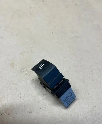 Volkswagen Polo V 6R Electric window control switch 7L6959855B 275101S