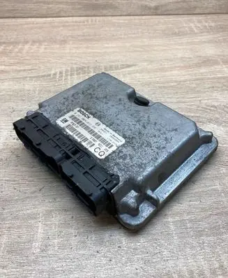 Opel Astra G Engine control unit/module ECU 09133267 0281001869
