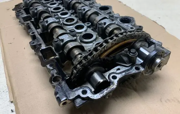 Peugeot 307 Engine head 9644994680