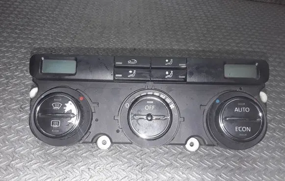 Volkswagen Touran I Climate control unit
