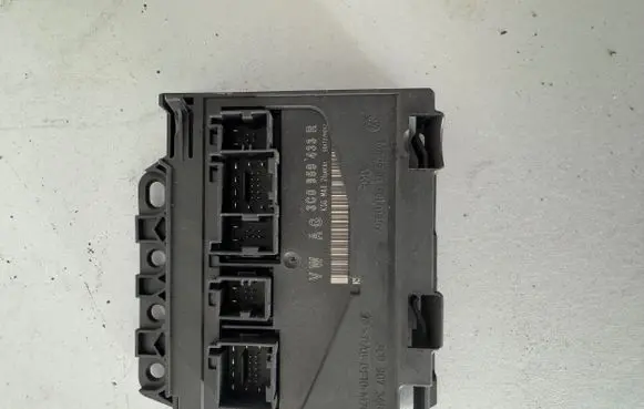 Volkswagen PASSAT B6 Comfort/convenience module 3C0959433R S04727H042