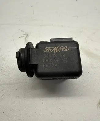Volvo V40 Oil temperature sensor 31418194