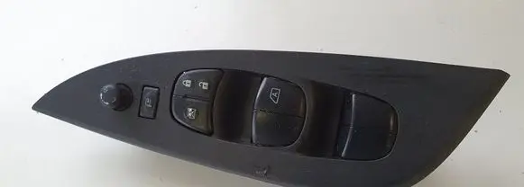 Nissan Pulsar Other switches/knobs/shifts