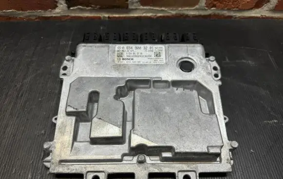 Mercedes-Benz Sprinter W907 W910 Engine control unit/module A6549003201 A6549018700 0281039606