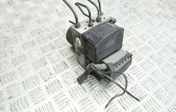 BMW 5 E39 ABS Pump 6750345 0265900001 1164848