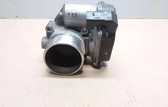 Audi A4 S4 B8 8K Throttle valve 06F133062Q