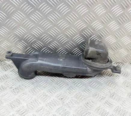 Toyota Hilux (N140, N150, N160, N170) Air intake duct part 5283135022