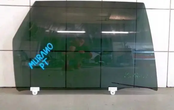 Nissan Murano Z51 Sliding door window/glass 