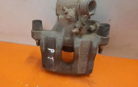 Volvo S40 Rear brake caliper
