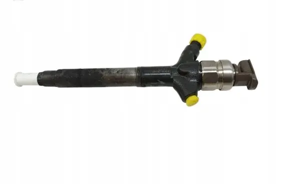 Toyota Auris 150 Fuel injector 236700R180