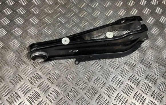 BMW i4 Rear upper control arm/wishbone 6895251