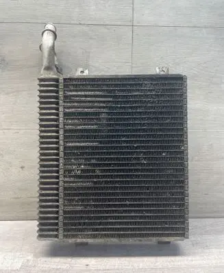 Jaguar XF X250 Coolant radiator 9X238D048AD
