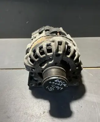 Dacia Logan II Generator/alternator 231005933R F000BL07G6