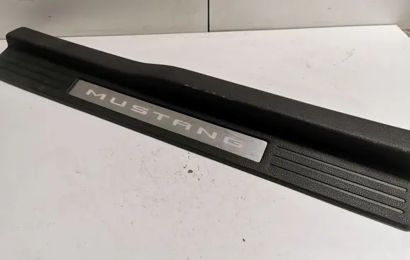 Ford Mustang V Front sill trim cover AR336313201BBW