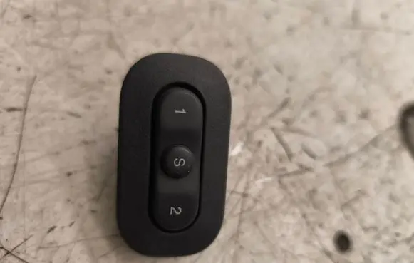 Jeep Grand Cherokee Seat memory switch 5JF97TRMAC