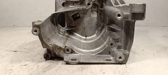 Ford Kuga II Fuel filter bracket/mount holder 9804498180