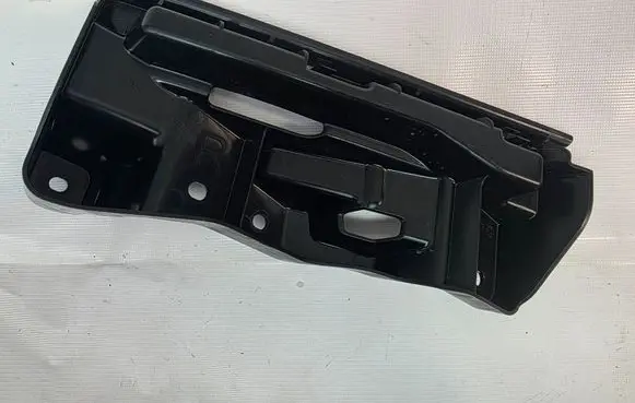 Suzuki SX4 S-Cross Headlight/headlamp mounting bracket 7173363T0