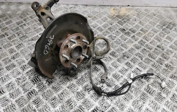 Toyota Corolla E210 E21 Rear wheel hub