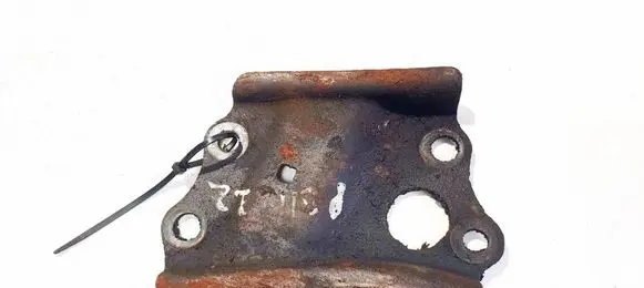 Toyota Auris 150 Bracket in trunk/boot