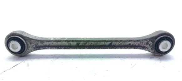 Rear control arm