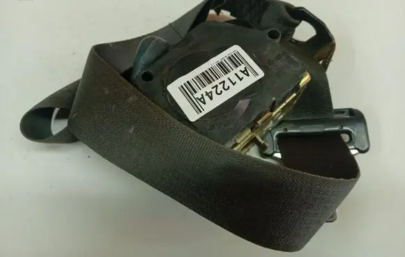 Chevrolet Blazer Rear seatbelt 00063774B