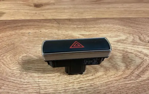 Ford Mondeo MK IV Hazard light switch BS7T13A350AA