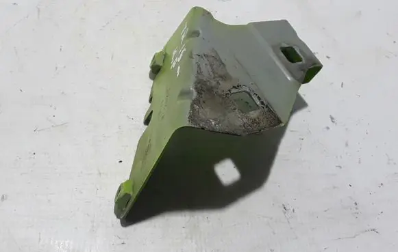 Renault Trafic III (X82) Fender mounting bracket 52045R