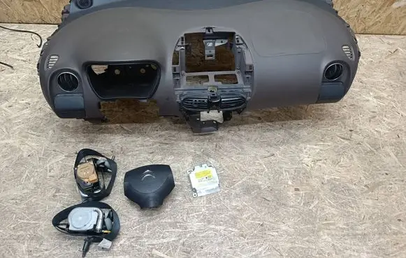 Citroen C-Zero Dashboard
