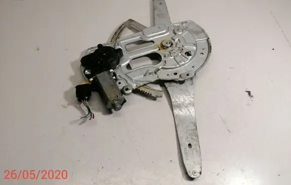 Volvo XC90 Front door window regulator with motor 8626321