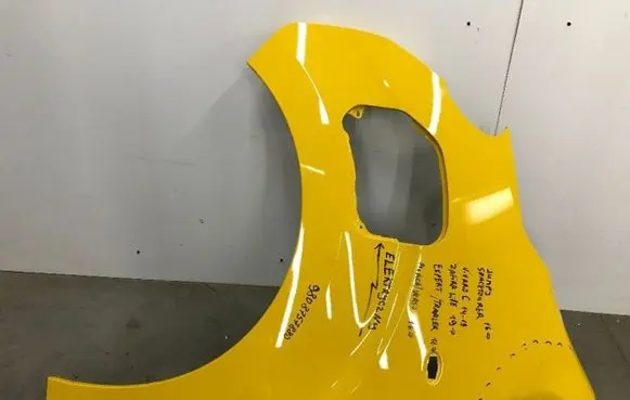 Opel Vivaro Fender 9808757880