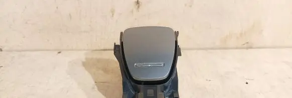 Citroen C5 Glove box central console 525529768