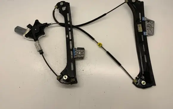 Mercedes-Benz E A207 Front door window regulator with motor A2077200146 A2078200342