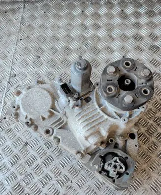 BMW X6 E71 Gearbox transfer box case 7574777 7263236
