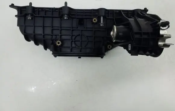 Mercedes-Benz E W212 Intake manifold A6510900037
