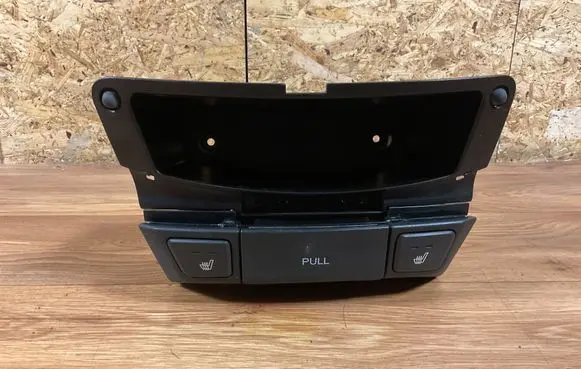 Hyundai i30 Seat heating switch 847802R910
