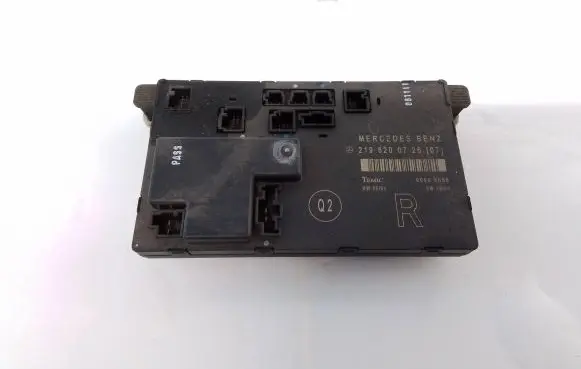Mercedes-Benz CLS C219 Door control unit/module 2198200726 0000503