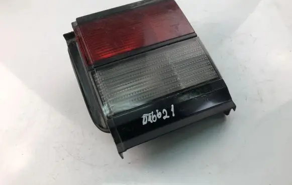 Volkswagen PASSAT B4 Rear/tail lights 321945259